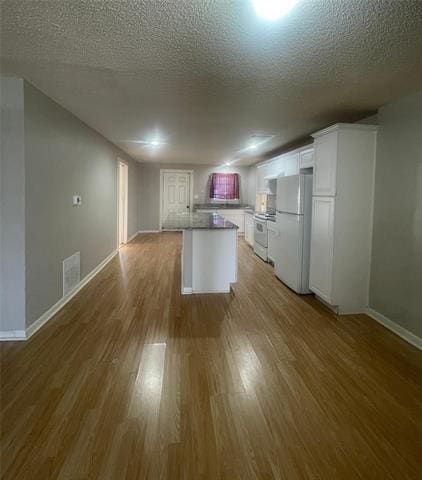 Building Photo - 2508 Dalford St