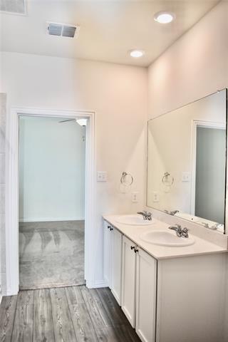 Building Photo - 747 Mulberry Dr