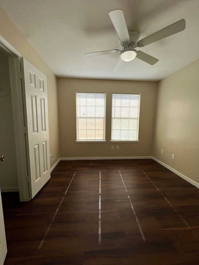 Building Photo - 4735 Clover St