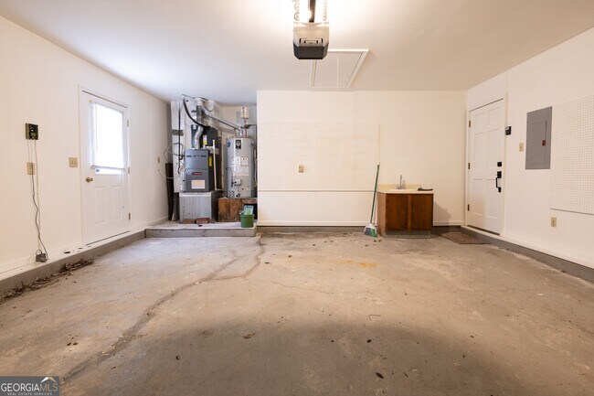 Building Photo - 112 Glendale Dr