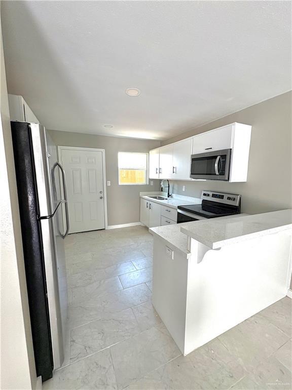 Building Photo - 206 S Ridge Ave