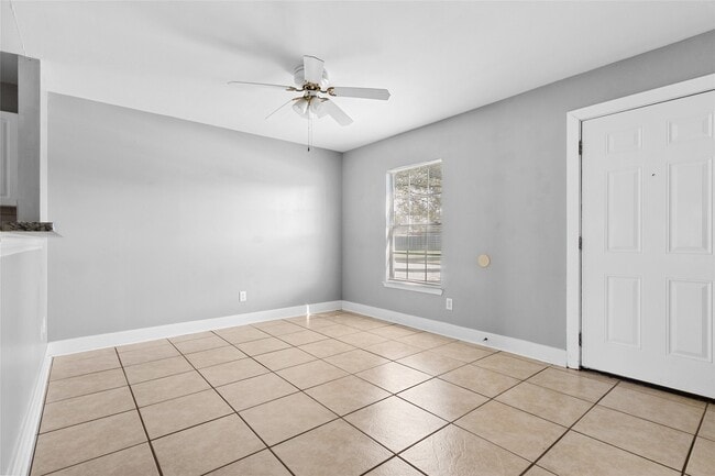 Building Photo - 15835 S Alley Ct