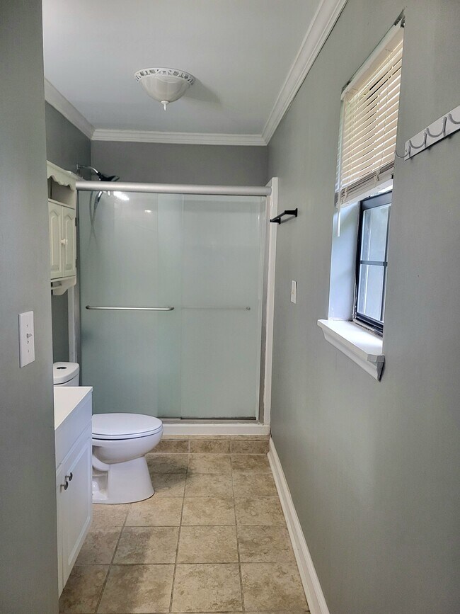 Building Photo - 3004 Steeple Chase Ct