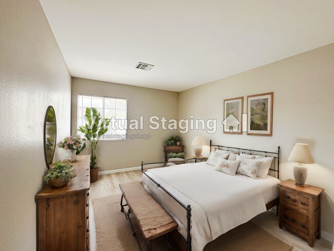 Building Photo - REMODELED 3 BEDROOM HOME IN SOUTH SHORES