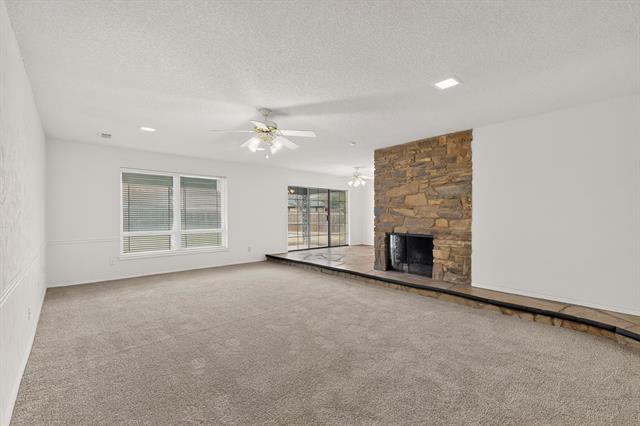 Building Photo - 2800 Hedgeway Dr