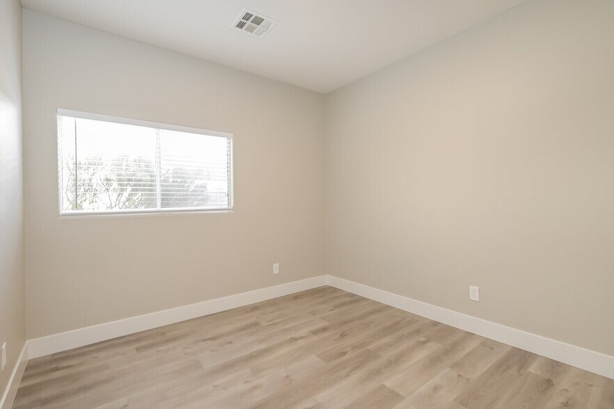 Building Photo - 11682 Autunno St