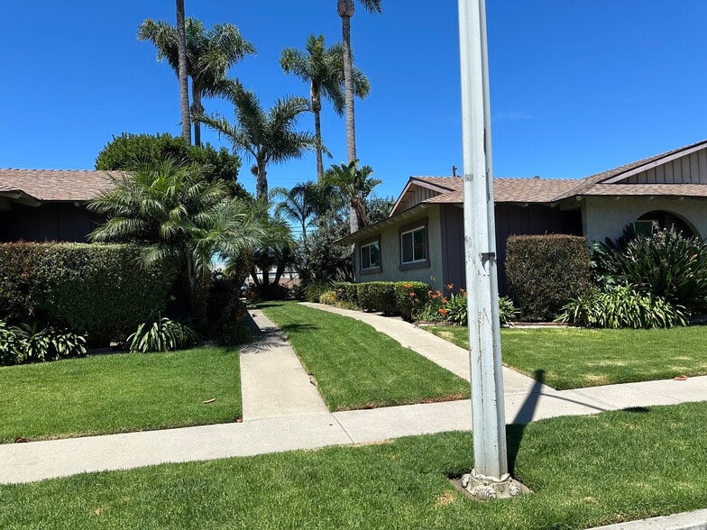 Ganges Lane - 16171 Ganges Lane #3, Huntington Beach, CA 92647