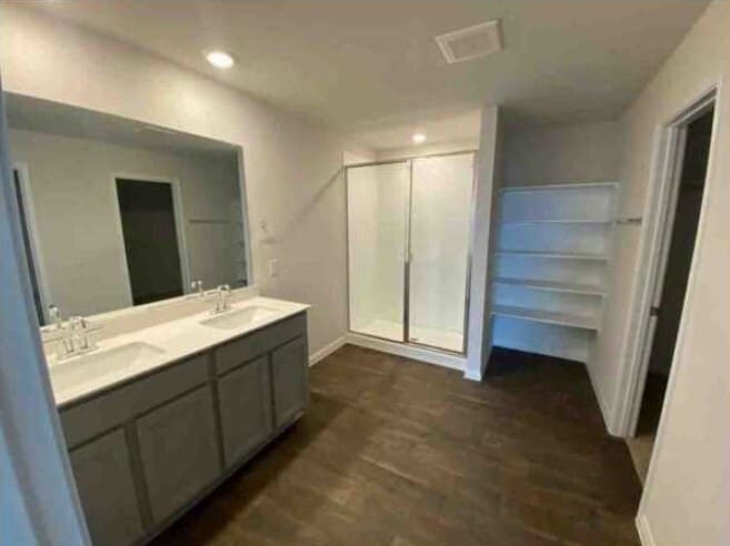 Building Photo - 127 Evergreen Sumac Loop