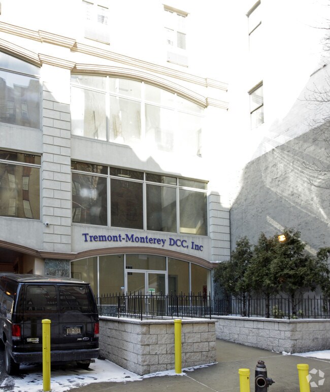 Building Photo - 115 Henwood Pl