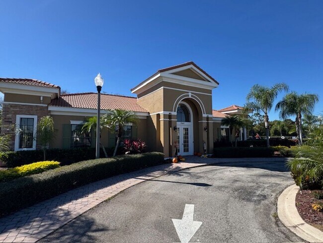 Building Photo - Peaceful 4 Bedroom 3 Full Bath Townhome In...