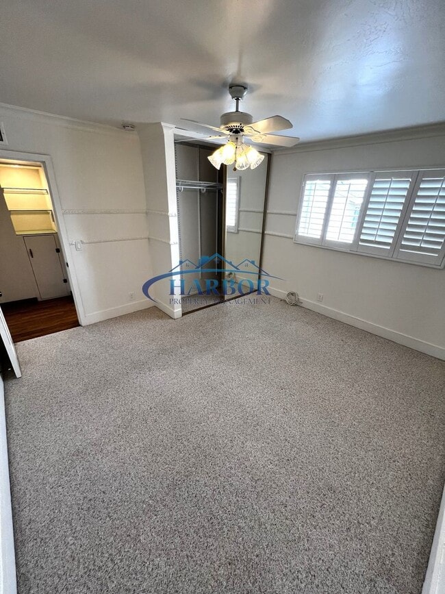 Building Photo - Beautiful 4-Bedroom Home with Canyon Views...