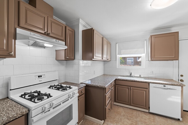 Building Photo - 316 Cupertino Way