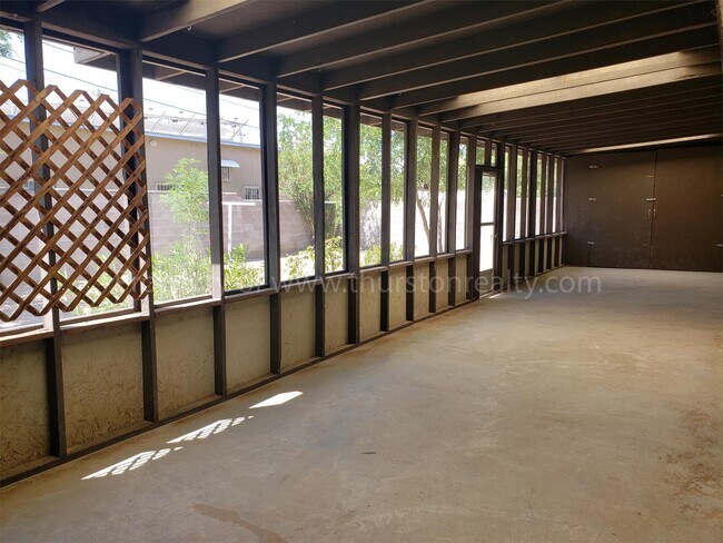 Building Photo - 1020 Wofford Dr