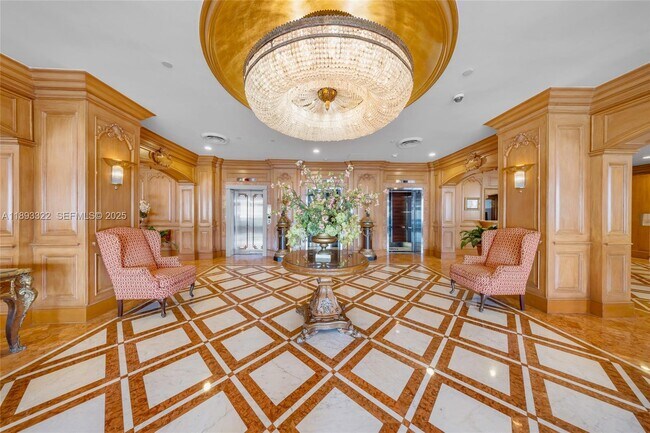 Building Photo - 700 Biltmore Way