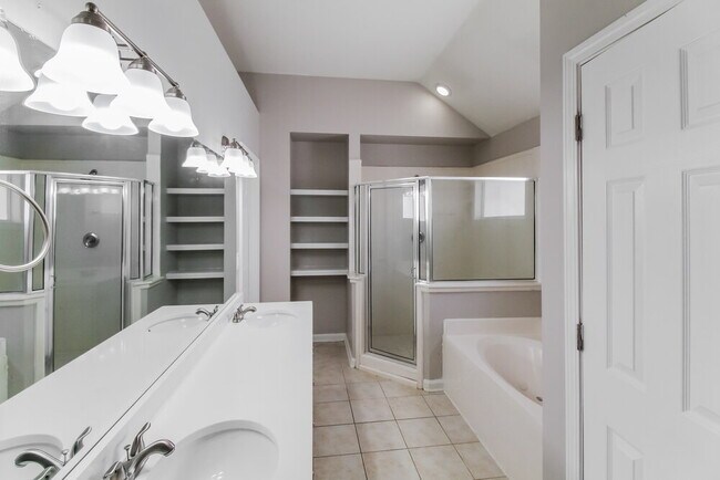 Building Photo - 8565 Griffin Park Dr