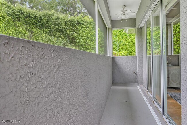 Building Photo - 9754 Wilshire Lakes Blvd