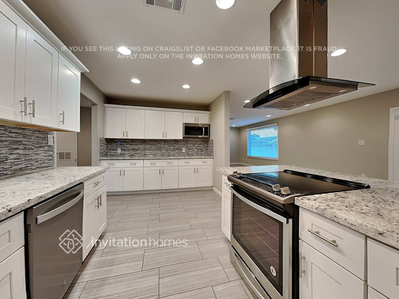 Building Photo - 1250 E Hermosa Dr