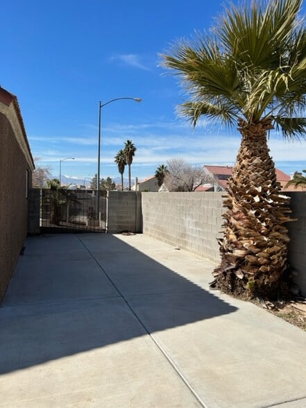 Building Photo - 3624 Silver Sand Ct