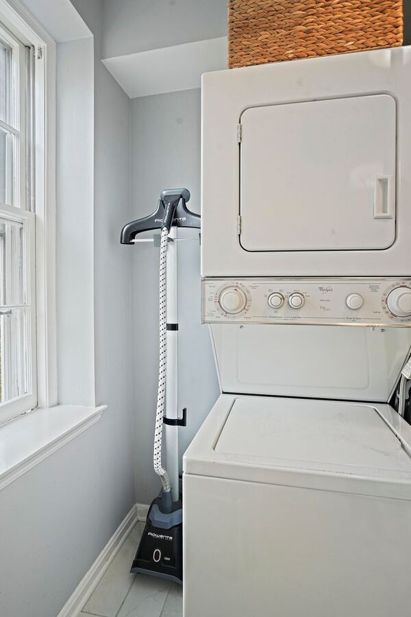 Building Photo - 3810 39th St NW