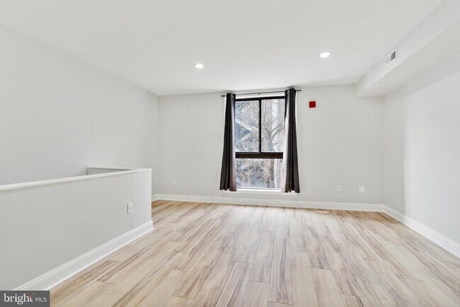 Building Photo - 1711 South St