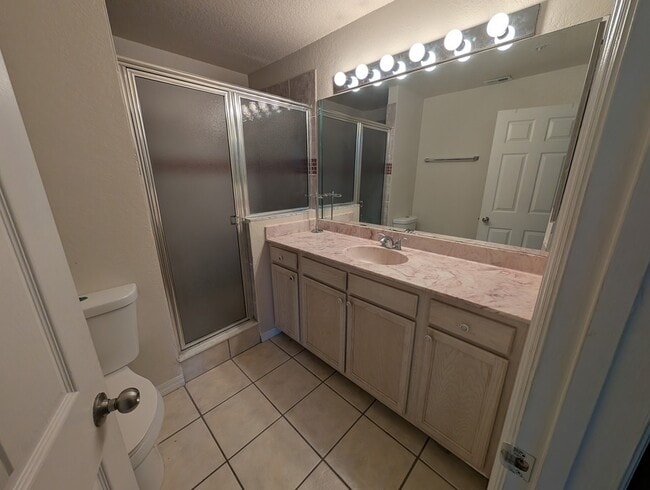 Building Photo - 5035 Sunridge Palms Dr
