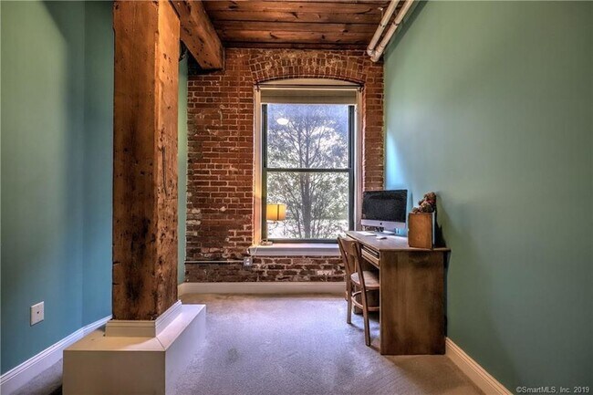 Building Photo - 145 Canal St