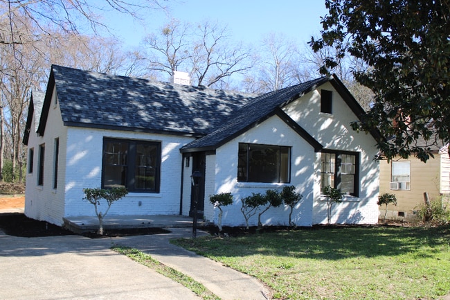 Building Photo - 3010 15th St W