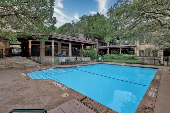 Building Photo - 1000 Liberty Park Dr