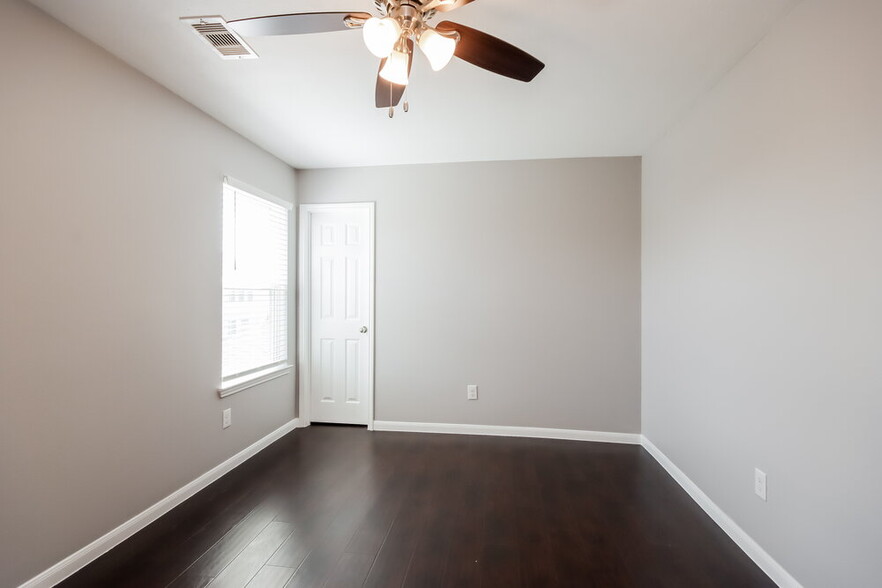 Building Photo - 4222 Duneberry Trail