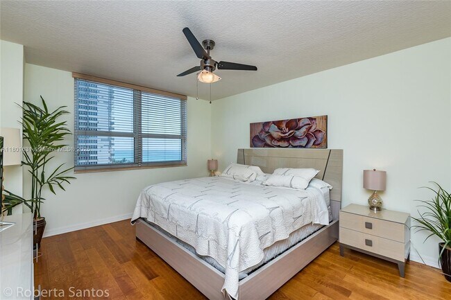 Building Photo - 2080 S Ocean Dr