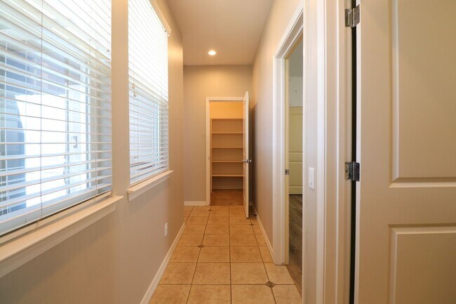 Building Photo - Beautiful Single-Story Home in Cobblestone Creek – 4 Bedrooms, 3 Baths
