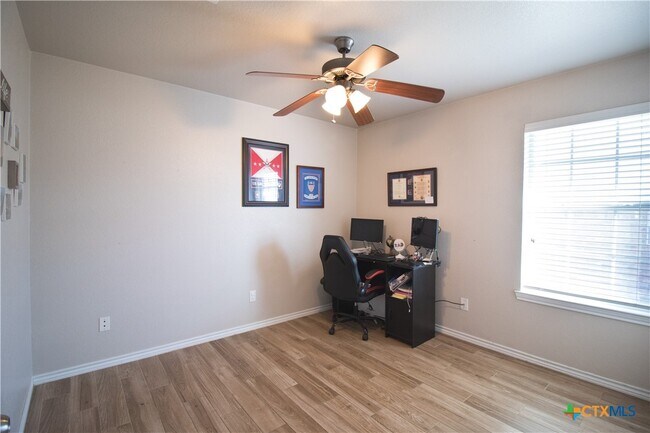 Building Photo - 714 Tundra Dr
