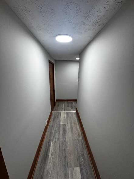 Building Photo - 164 Miami Rd