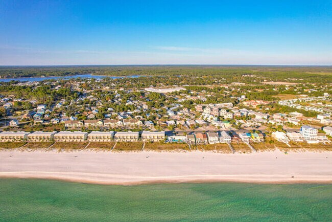 Building Photo - 76 Gulf View Dr