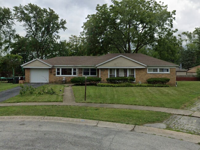 Primary Photo - 17310 Highland Ct