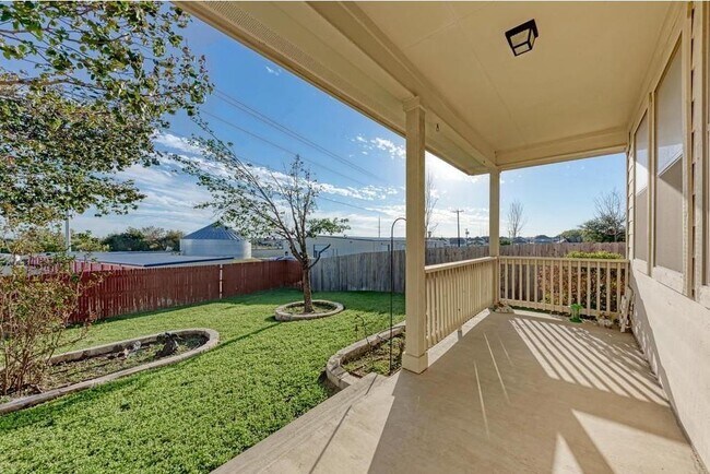 Building Photo - 1301 Grande Mesa Dr