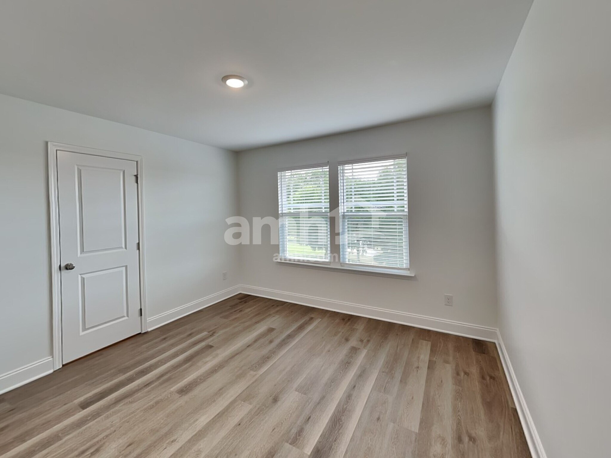 Building Photo - 220 Argea Dr