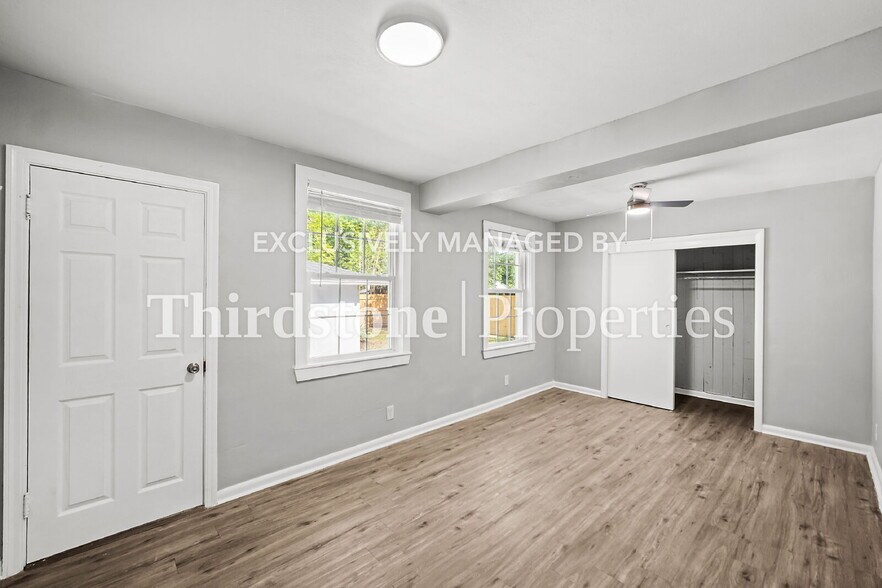 Building Photo - 5204 Astral St