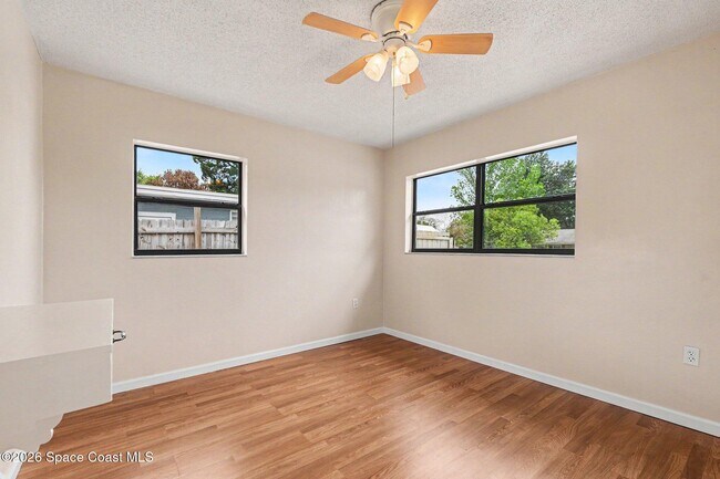 Building Photo - 3960 Barcelona St