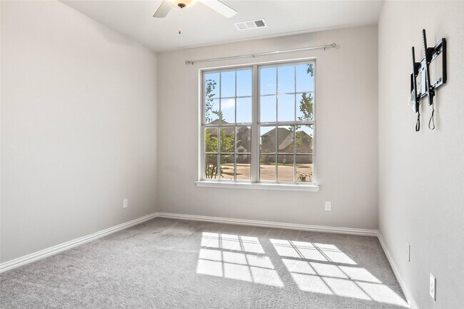 Building Photo - 2607 Dakota Cir