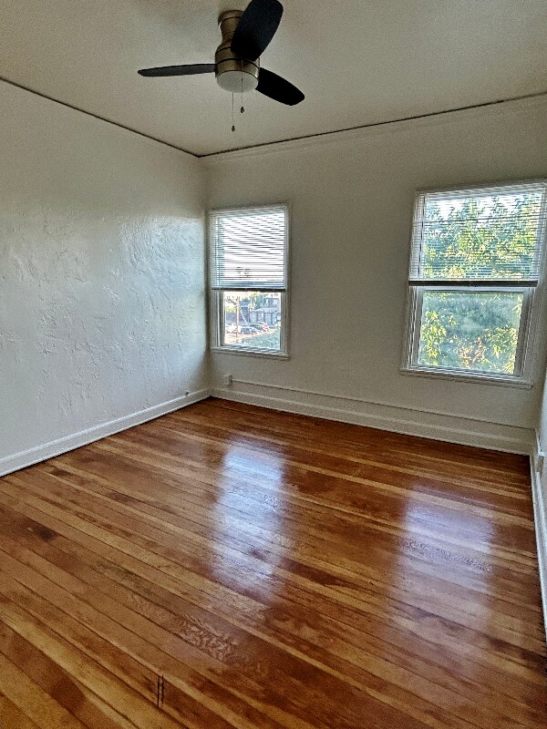 Building Photo - 1523 N McCadden Pl