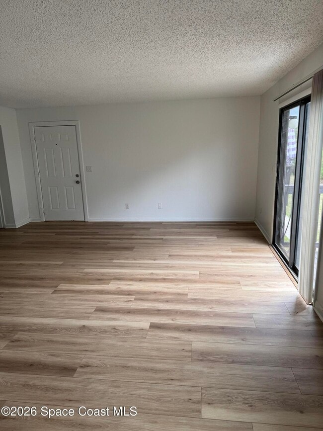 Building Photo - 421 Mercury Ave SE