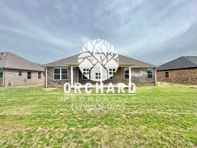 Building Photo - Tontitown- Single-Family Home- Desirable H...