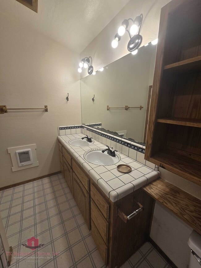 Building Photo - 14320 Colfax Hwy