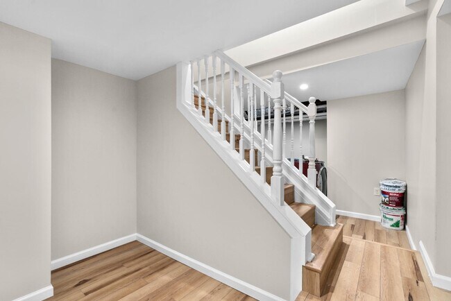 Building Photo - 2202 E Fayette St