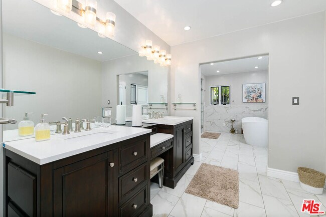 Building Photo - 3757 Lorado Way