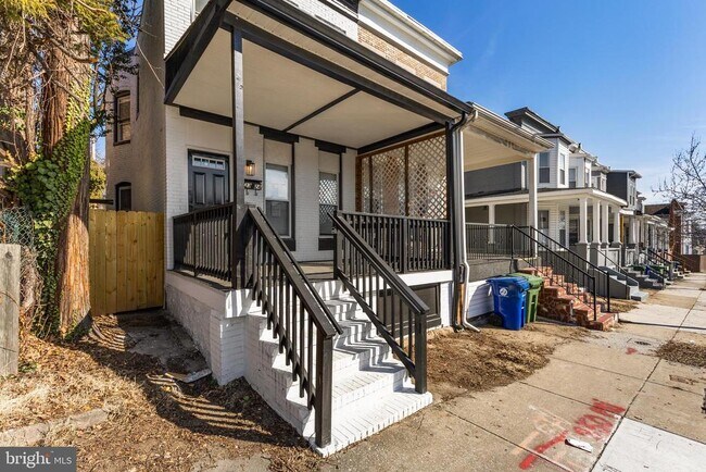 Building Photo - 3324 Edmondson Ave