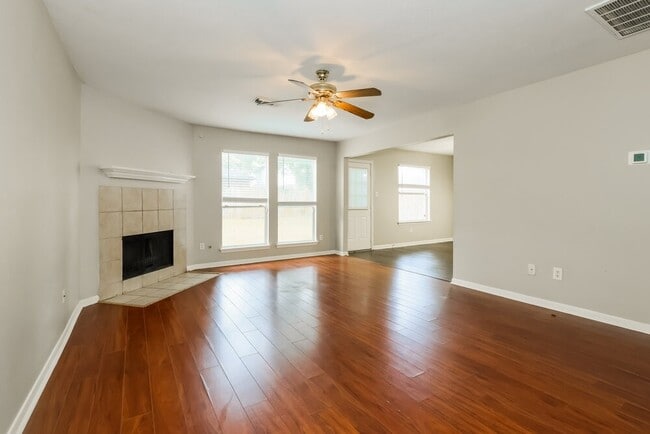 Building Photo - 8002 Scarlet Tanager Dr