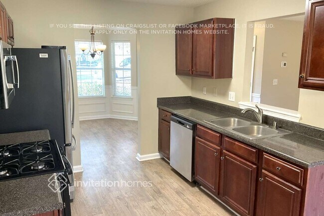 Building Photo - 5787 Blacktop Ct