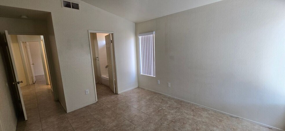 Building Photo - 543 Chelsea Way
